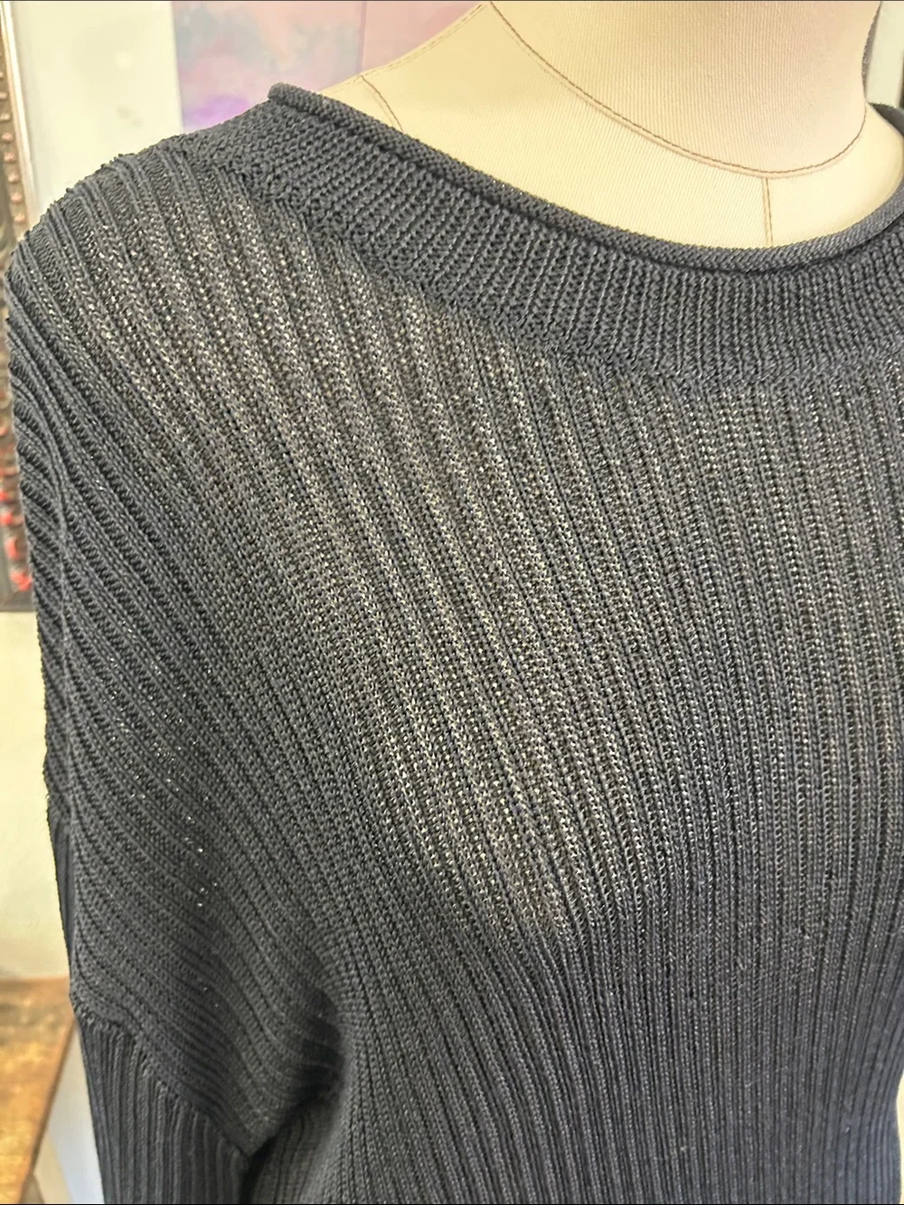 Elizabeth and James black open knit ribbed crewneck sweater size X Large